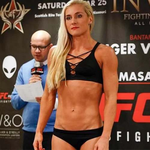 ЧЕМПИОНКА РОССИИ ПО ТАЙСКОМУ БОКСУ ЯНА КУНИЦКАЯ ПОБЕДИЛА  КЕТЛИН ВИЕЙРА НА UFC FIGHT NIGHT 185.